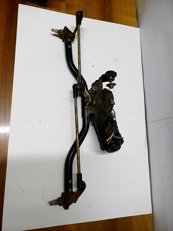 Ansamblu stergător parbriz – Parte montare: Față – Dacia Solenza 1 generation [2003 – 2005] Sedan