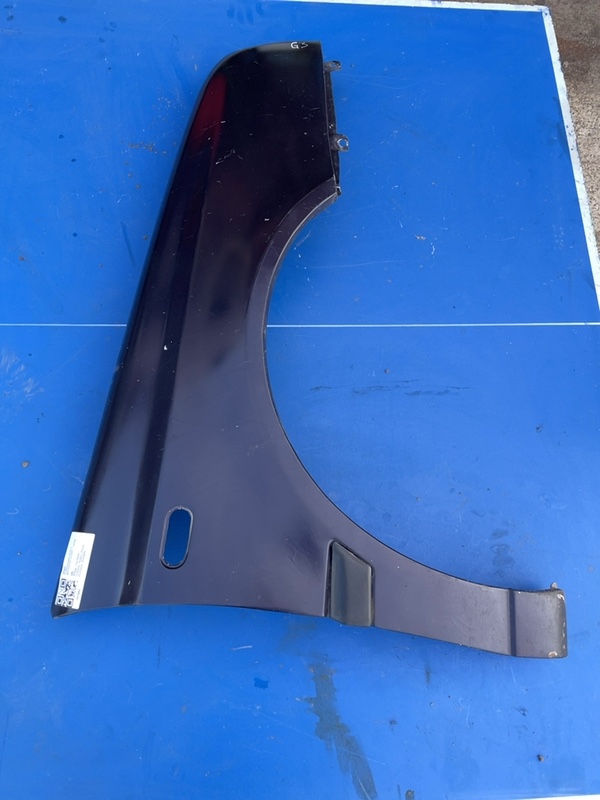 Aripă – Culoare: Negru, Parte montare: Dreapta – Volkswagen Golf 3 generation [1991 – 1998]