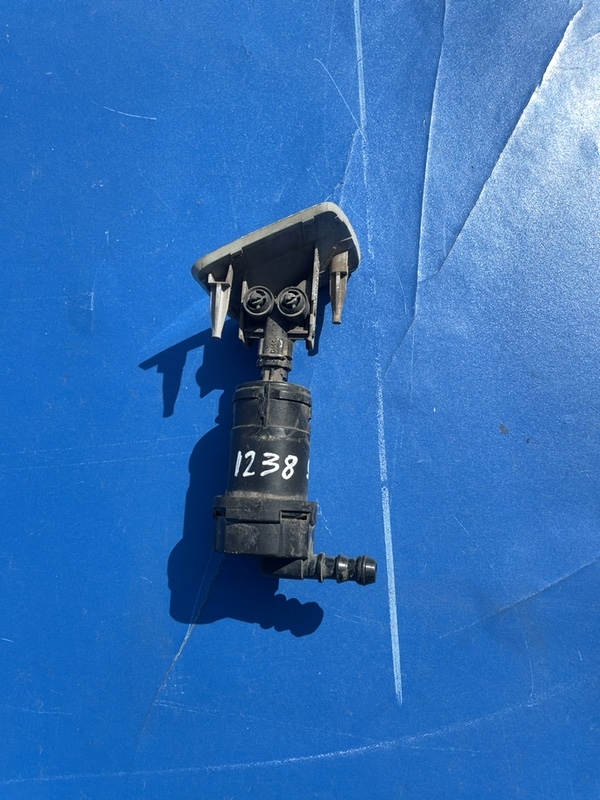 Spălător far – Parte montare: Stânga – Opel Zafira B [2005 – 2010] Minivan 5-doors 1.9 CDTI MT (150 hp)