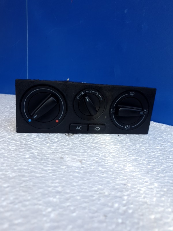 Panou comandă aer – Volkswagen Golf 4 generation [1997 – 2006] wagon 1.9 TDI MT (100 hp)