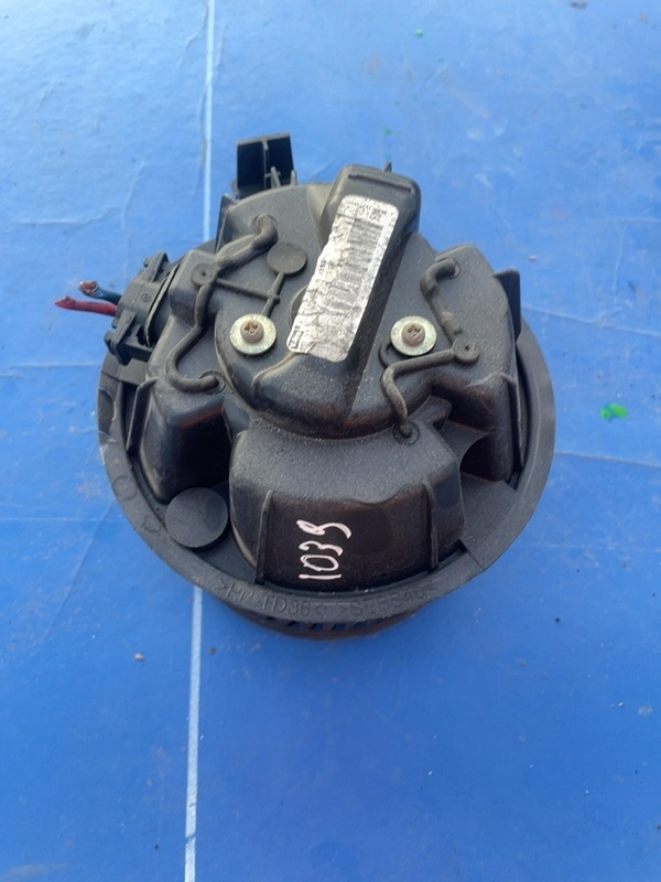 Ventilator habitaclu – Nissan Micra 3 generation [2002 – 2010] Hatchback 3-doors 1.4 MT (88 hp)