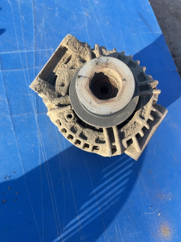 Alternator – Dacia Logan 1 generation [2004 – 2008] Sedan 1.4 MT (75 hp)