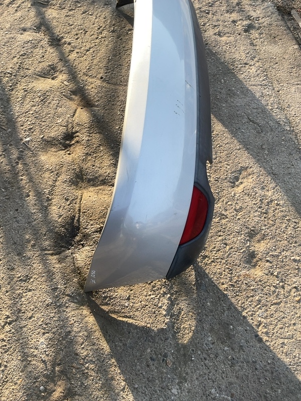 Bară protecție  – Culoare: Gri, Parte montare: Spate, Varianta: Hatchback – Ford Focus 1 generation [1998 – 2004]