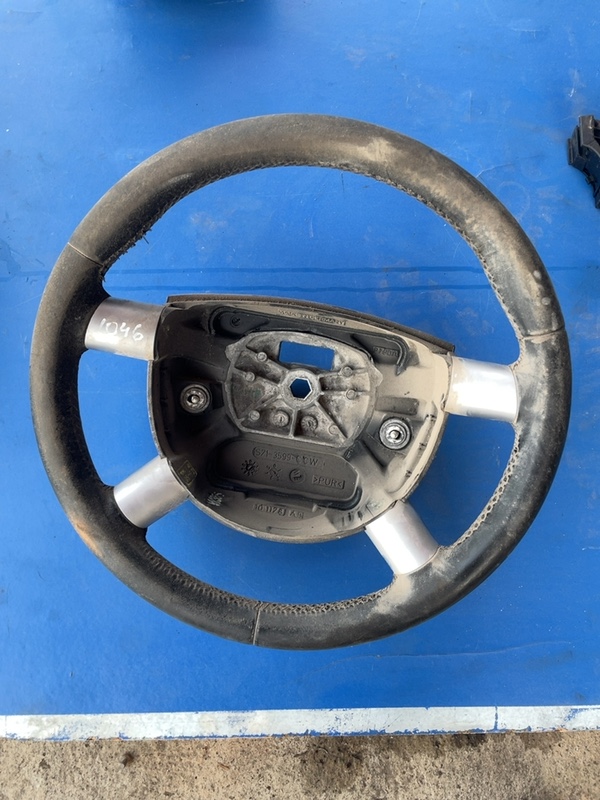 Volan – Ford Mondeo 3 generation [2000 – 2003] Liftback 2.0 Di MT (115 hp)