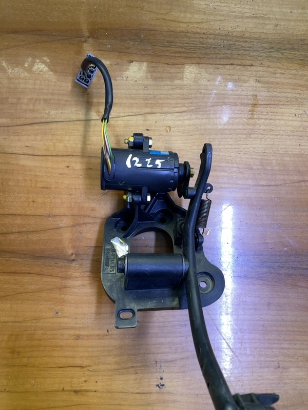 Senzor acceleratie – BMW 3 Series E46 [1997 – 2003] Sedan 4-doors 320d MT (136 hp)