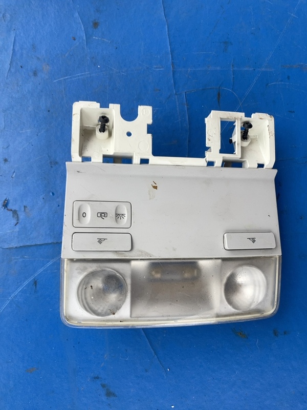 Plafonieră – Volkswagen Golf 5 generation [2003 – 2009] Hatchback 5-doors