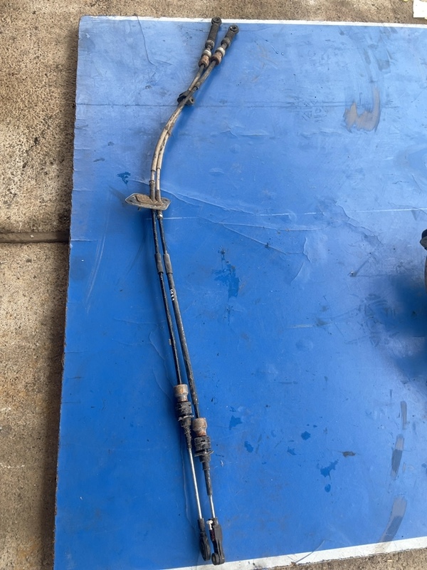 Articulație timonerie schimbător – Mazda 6 GG [restyling] [2005 – 2007] Sedan 4-doors 2.0 MZR-CD MT (121 hp)