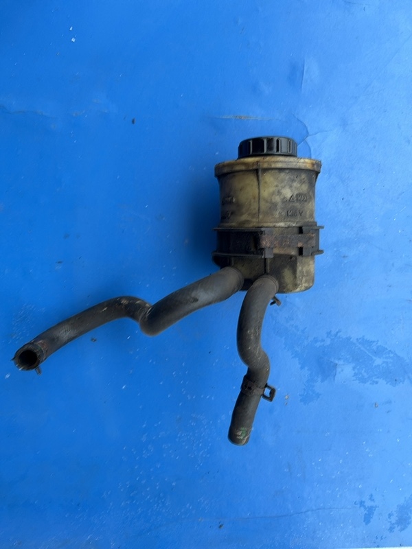 Vas lichid servodirecție – Renault Megane 1 generation [restyling] [1999 – 2003] Hatchback 1.6 MT (107 hp)