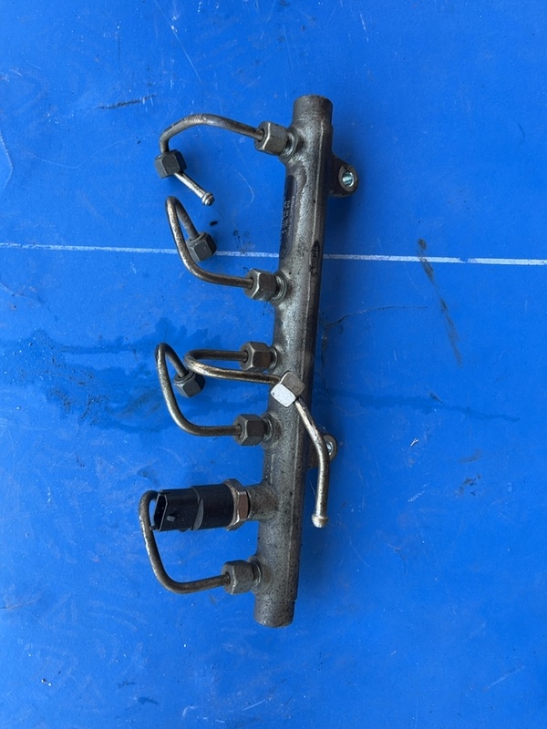 Rampă injectoare – Renault Laguna 2 generation [2001 – 2005] Liftback 1.9 DCi MT (120 hp)