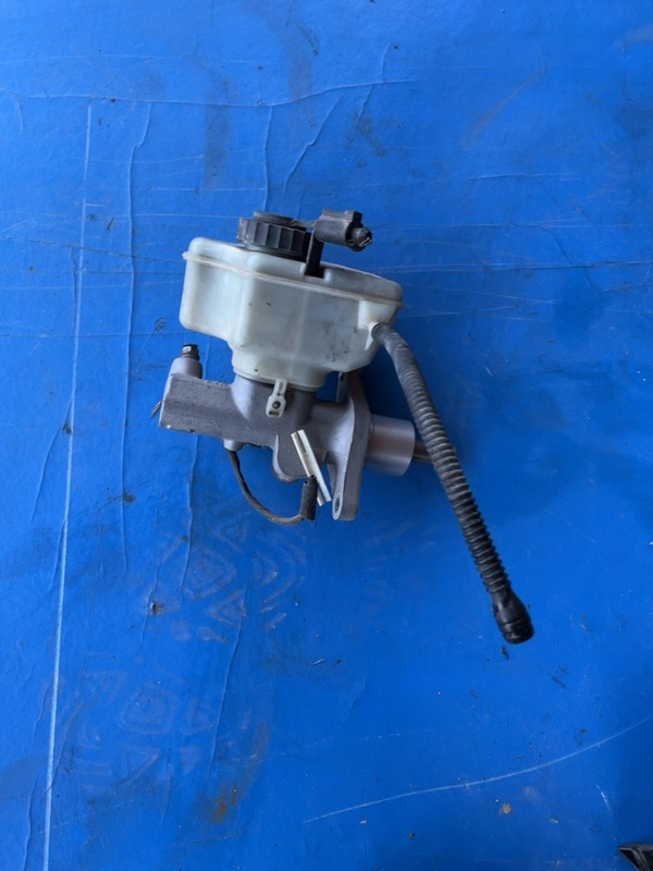 Pompă frană – Volkswagen Touran 1 generation [restyling] [2006 – 2010] Minivan 5-doors 1.9 TDI MT (105 hp)