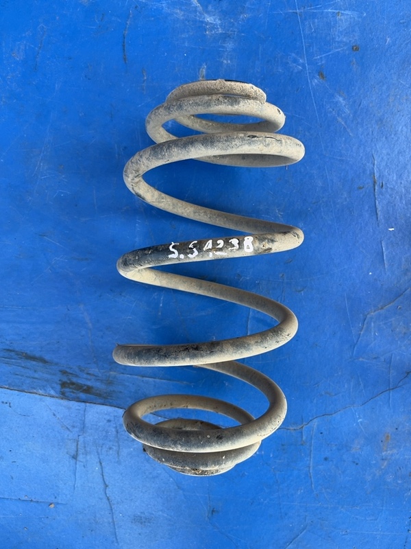 Arc elicoidal – Parte montare: Spate – Opel Zafira B [2005 – 2010] Minivan 5-doors 1.9 CDTI MT (150 hp)