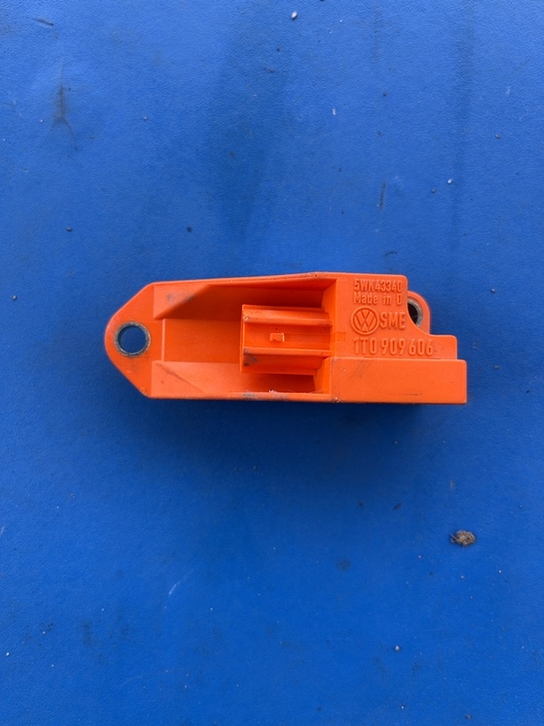 Senzor impact – Volkswagen Touran 1 generation [2003 – 2006] Minivan 1.9 TDI MT (100 hp)