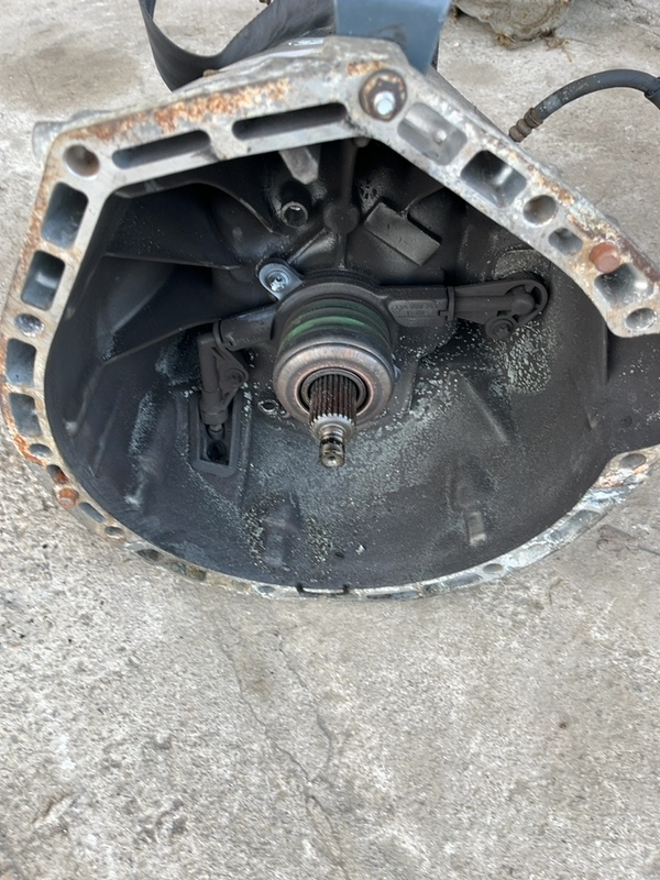 Cutie de viteze – Manuală – Mercedes-Benz C-Class W203 [2000 – 2004] Sedan 2.0 MT (129 hp)