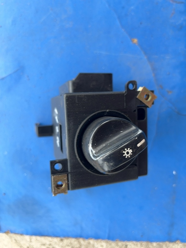 Bloc lumini – Mercedes-Benz A-Class W168 [1997 – 2001] Hatchback 5-doors 1.7 MT (90 hp)