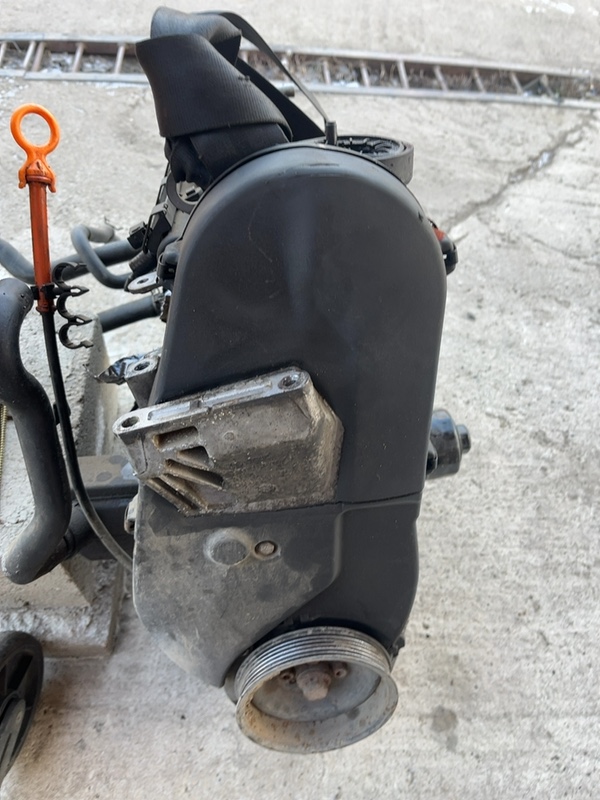 Motor – Volkswagen Polo 3 generation [restyling] [2000 – 2002] Hatchback 5-doors 1.4 MT (60 hp)