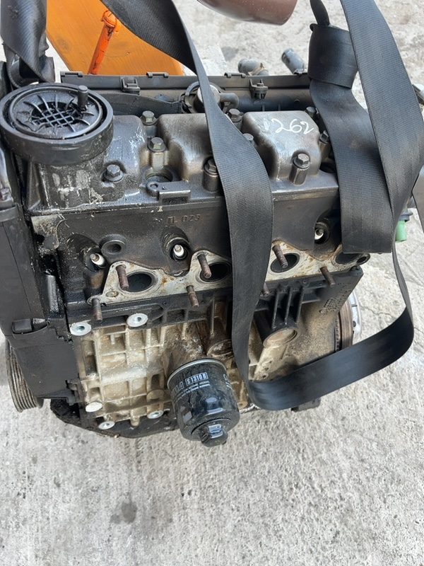Motor – Volkswagen Polo 3 generation [restyling] [2000 – 2002] Hatchback 5-doors 1.4 MT (60 hp)