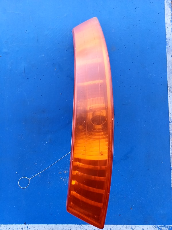 Semnalizator – Culoare: Portocaliu, Parte montare: Dreapta  – Renault Trafic 2 generation [2001 – 2006] Minivan 1.9 dCi MT (100 hp)