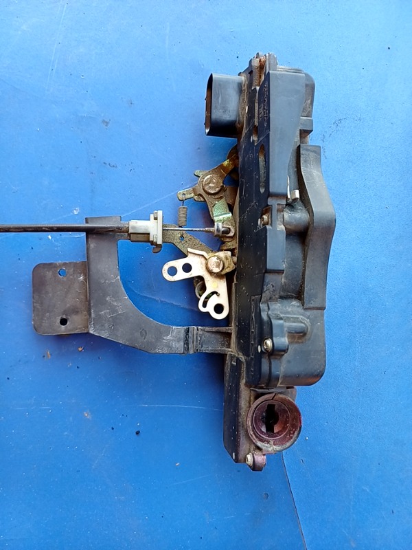 Broască ușă – Parte montare: Dreapta față – Fiat Stilo 1 generation [2001 – 2010] Hatchback 5-doors 1.8 MT (133 hp)