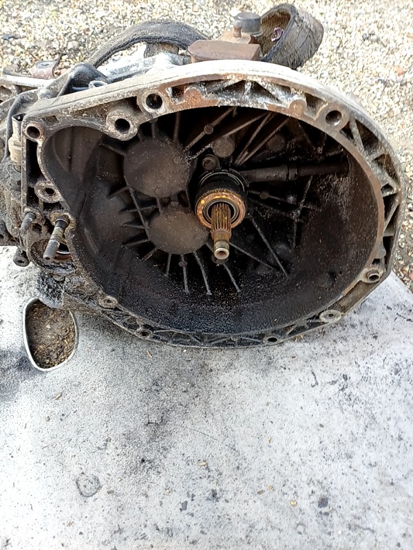 Cutie de viteze – Manuală – Renault Trafic 2 generation [2001 – 2006] Minivan 1.9 dCi MT (100 hp)