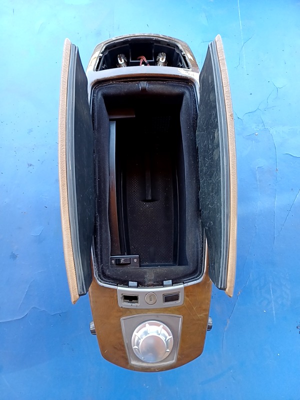 Consolă centrală – BMW 7 Series E65/E66 [2001 – 2005] Sedan 4-doors 730d AT (218 hp)