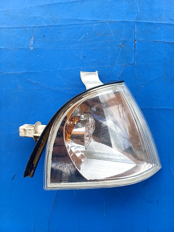 Semnalizator – Culoare: Alb, Parte montare: Dreapta – Skoda Octavia 1 generation [restyling] [2000 – 2010] Combi wagon 5-doors 1.6 MT (102 hp)