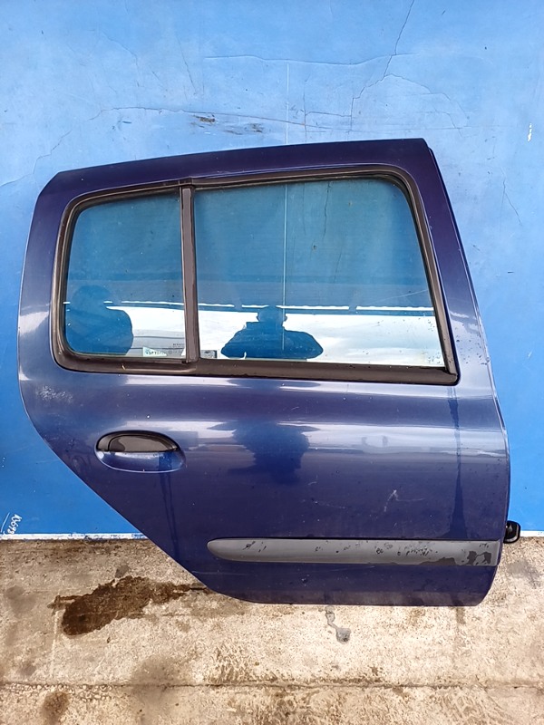 Usa spate – Culoare: Albastru , Parte montare: Dreapta  – Renault Clio 2 generation [1998 – 2005] Hatchback 5-doors 1.4 MT (75 hp)