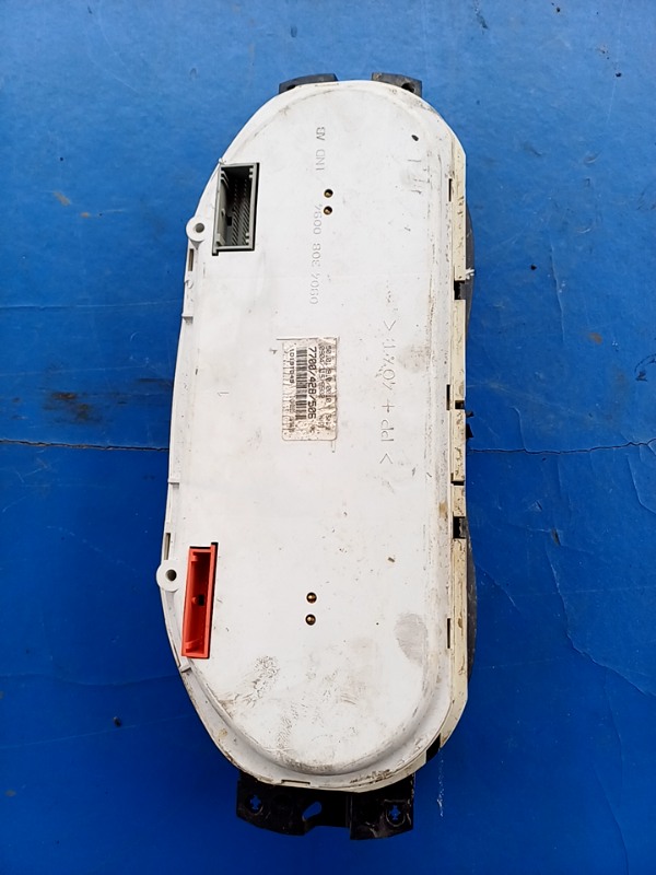 Ceas bord – Renault Clio 2 generation [1998 – 2005] Hatchback 5-doors 1.4 MT (75 hp)