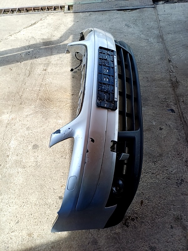 Bară protecție  – Culoare: Gri, Parte montare: Față, Alte specificații: Cu proiector – Volkswagen Touran 1 generation [2003 – 2006] Minivan 2.0 TDI MT (136 hp)