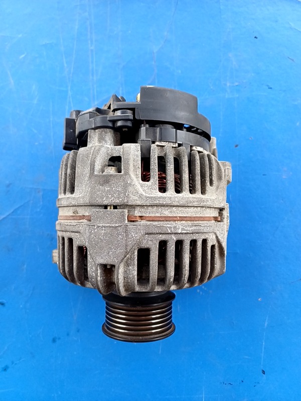 Alternator – Skoda Octavia 1 generation [restyling] [2000 – 2010] Combi wagon 5-doors 1.6 MT (102 hp)