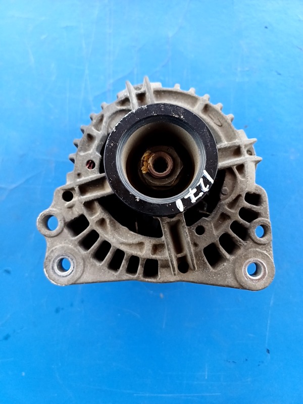 Alternator – Skoda Octavia 1 generation [restyling] [2000 – 2010] Combi wagon 5-doors 1.6 MT (102 hp)