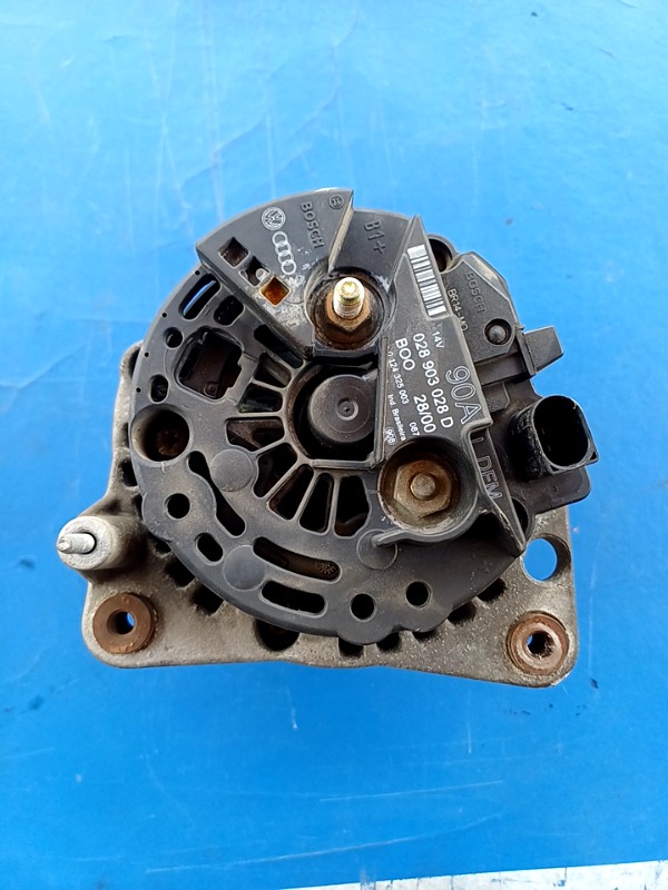 Alternator – Skoda Octavia 1 generation [restyling] [2000 – 2010] Combi wagon 5-doors 1.6 MT (102 hp)