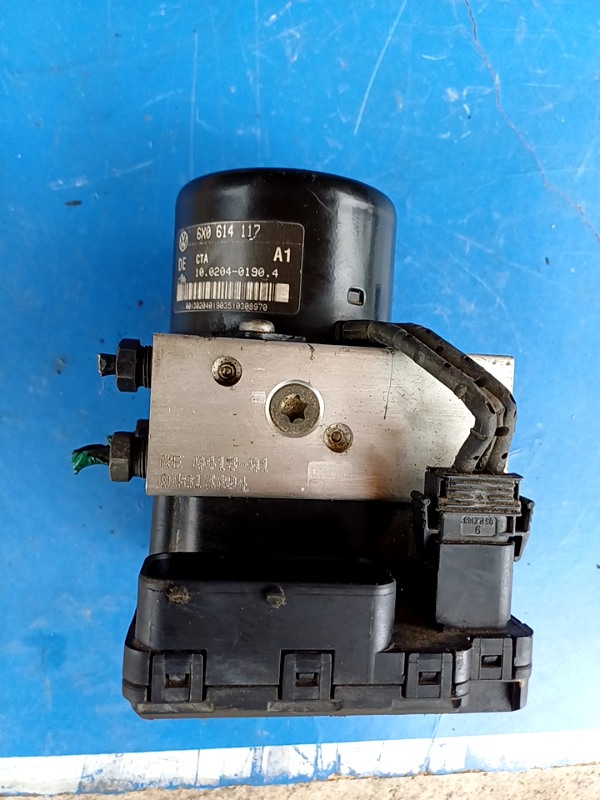 Pompă ABS – SEAT Cordoba 1 generation [restyling] [1999 – 2003] wagon 5 doors 1.9 MT (90 hp)