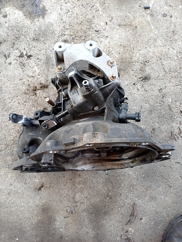 Cutie de viteze – Manuală – Opel Corsa D [2006 – 2011] Hatchback 5-doors 1.2 MT (80 hp)