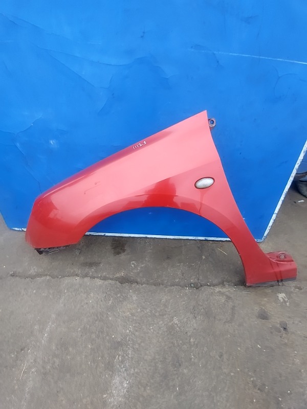 Aripă – Culoare: Vișiniu, Parte montare: Stânga  – Peugeot 307 1 generation [2001 – 2005] wagon 2.0 HDi MT (107 hp)