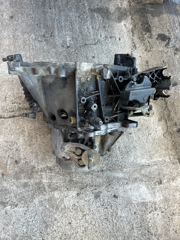 Cutie de viteze – Manuală – Peugeot 307 1 generation [2001 – 2005] wagon 2.0 HDi MT (107 hp)