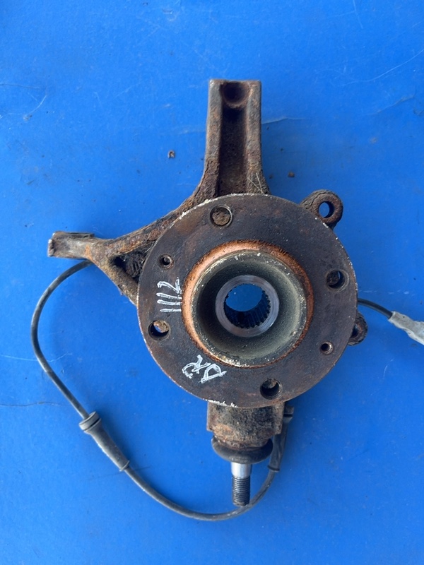 Fuzetă – Parte montare: Dreapta – Peugeot 307 1 generation [2001 – 2005] wagon 2.0 HDi MT (107 hp)