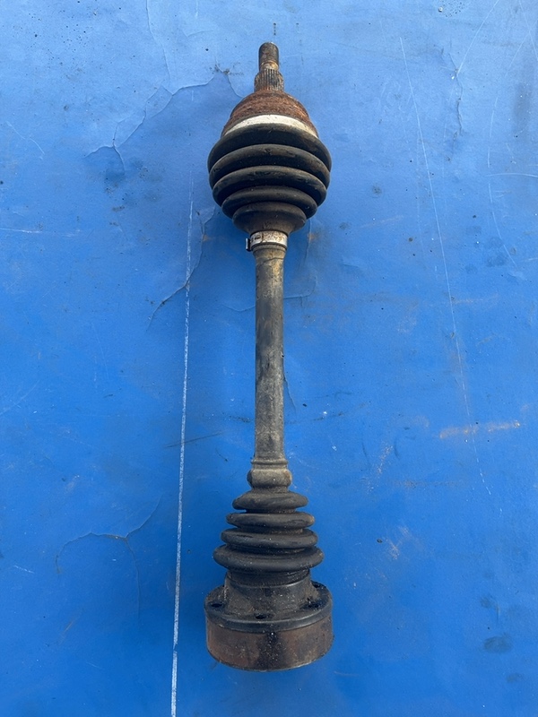 Planetară – Parte montare: Stânga – Skoda Octavia 1 generation [restyling] [2000 – 2010] Liftback 5-doors 1.9 TDI MT (90 hp)