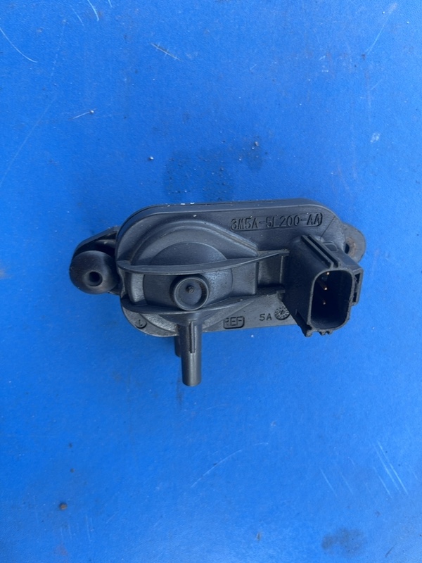 Senzor temperatură – Ford Focus 2 generation [2004 – 2008] wagon 5-doors 1.6 TDCi MT (109 hp)