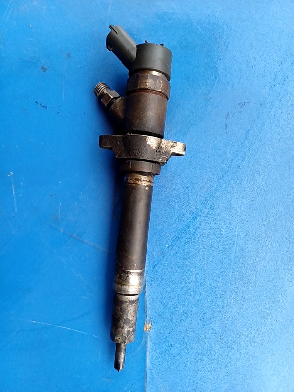 Injector – Ford Focus 2 generation [2004 – 2008] wagon 5-doors 1.6 TDCi MT (109 hp)