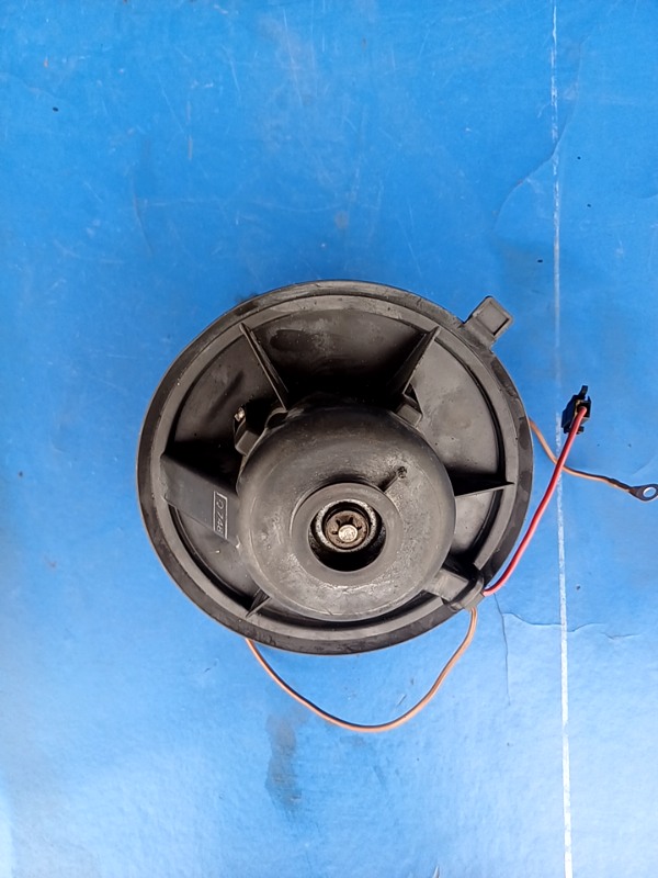 Ventilator habitaclu – Volkswagen Golf 3 generation [1991 – 1998] Hatchback 5-doors 1.6 MT (75 hp)