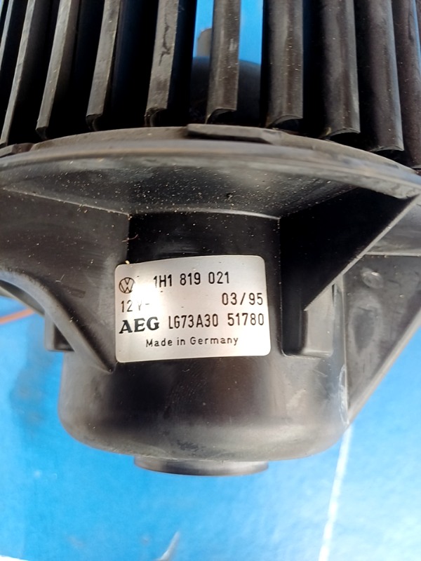 Ventilator habitaclu – Volkswagen Golf 3 generation [1991 – 1998] Hatchback 5-doors 1.6 MT (75 hp)