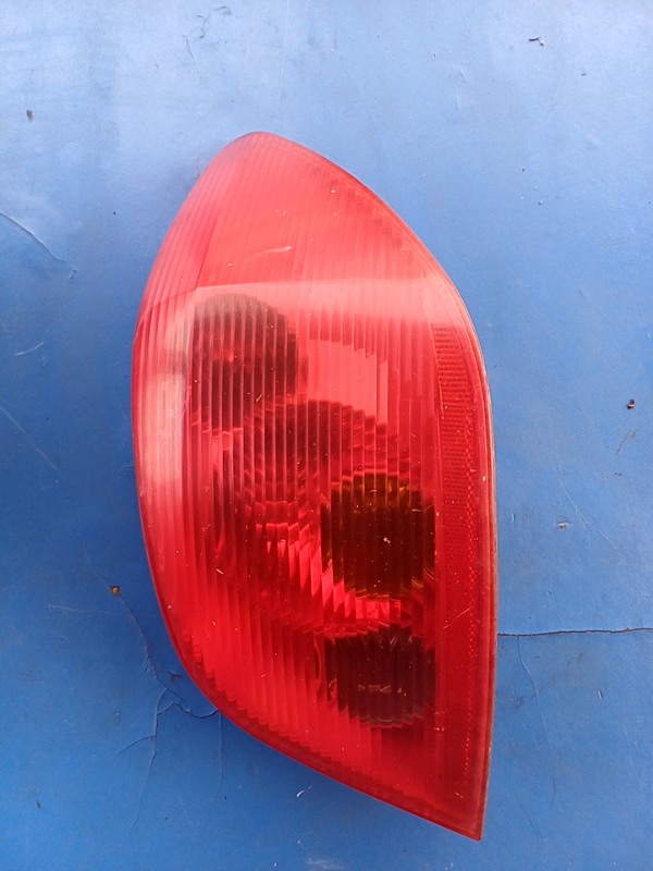 Lampă spate – Parte montare: Dreapta – Peugeot 307 1 generation [2001 – 2005] Hatchback 5-doors 1.6 MT (109 hp)