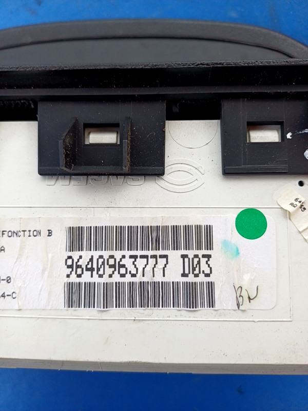 Display bord – Peugeot 307 1 generation [2001 – 2005] Hatchback 5-doors 1.6 MT (109 hp)