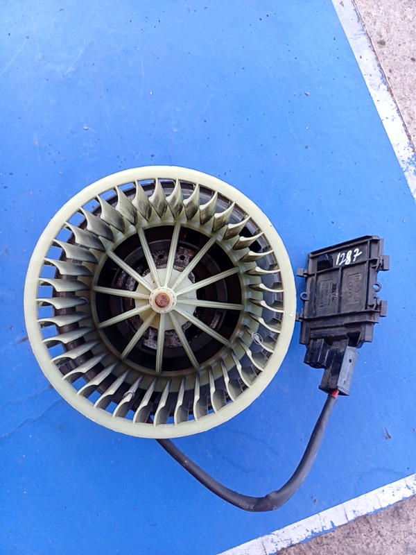 Ventilator habitaclu – Audi A4 B5 [1994 – 1999] Sedan 1.6 MT (101 hp)