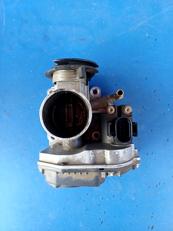 Clapetă accelerație – Volkswagen Polo 3 generation [1994 – 2001] Classic Sedan 1.4 MT (60 hp)