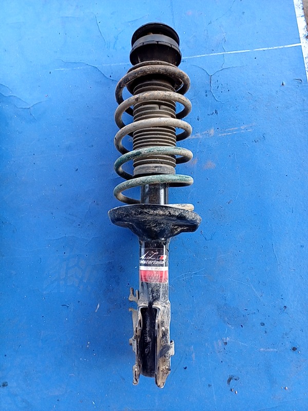 Ansamblu amortizor arc – Parte montare: Stânga  – Volkswagen Polo 3 generation [1994 – 2001] Classic Sedan 1.4 MT (60 hp)