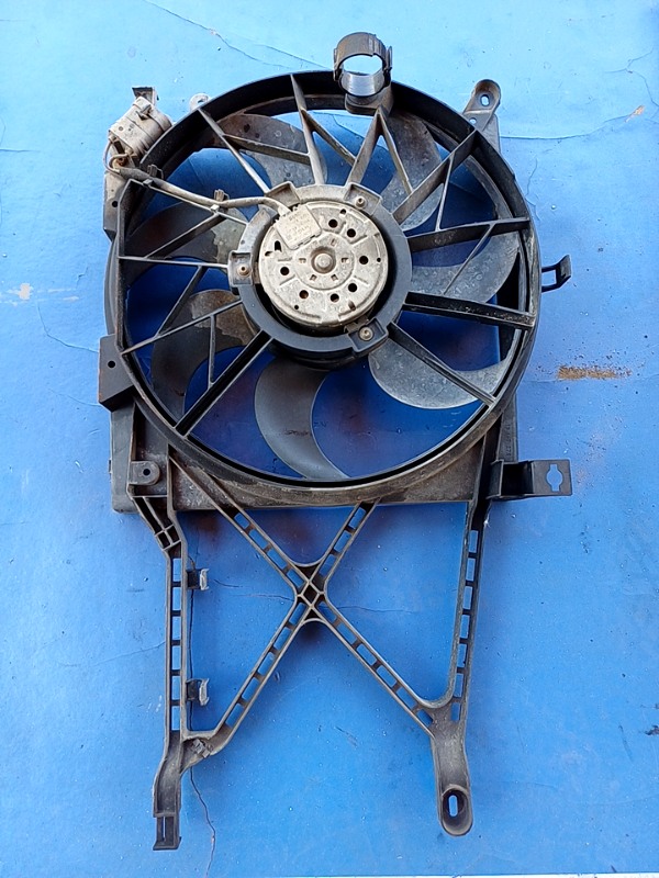 Ventilator răcire – Opel Astra H [2004 – 2007] wagon 1.6 MT (105 hp)