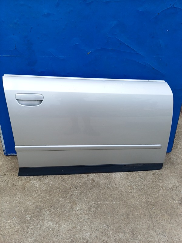 Usa față – Culoare: Gri, Parte montare: Dreapta  – Audi A4 B6 [2000 – 2005] Sedan 1.6 MT (102 hp)