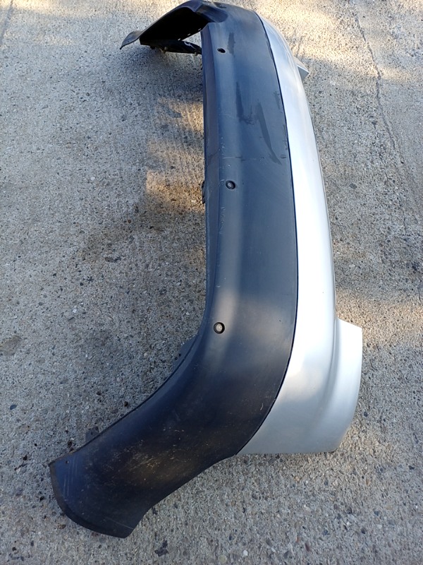 Bară protecție  – Culoare: Gri, Parte montare: Spate – Audi A4 B6 [2000 – 2005] Sedan 1.6 MT (102 hp)