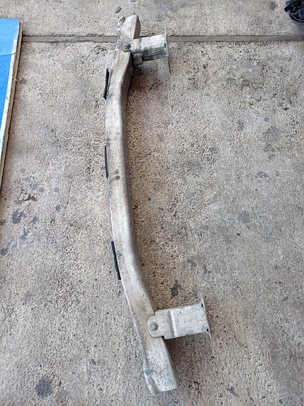 Armătură bară față – Renault Megane 2 generation [2002 – 2006] Sedan 1.5 dCi MT (82 hp)